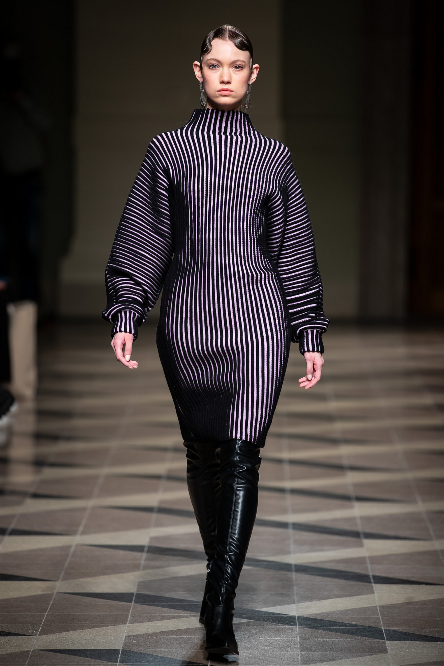 BALI 3D EFFECT KNIT OVERSIZE MIDI DRESS