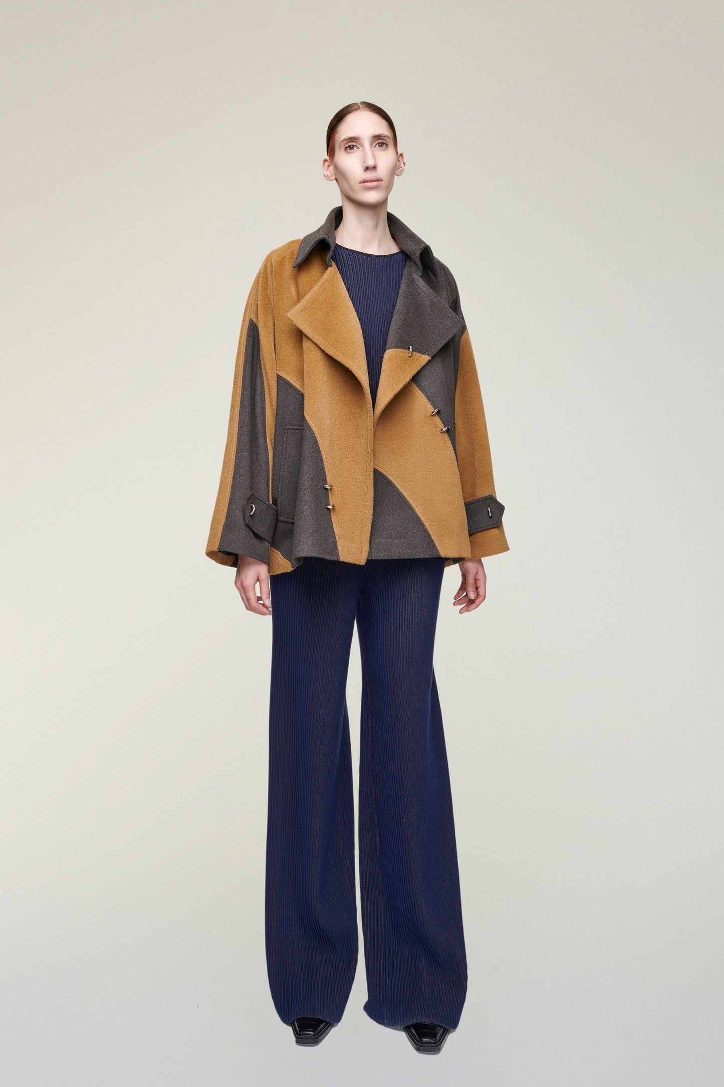HERO PIERCED CASHMERE BLEND SHORT WOOL COAT