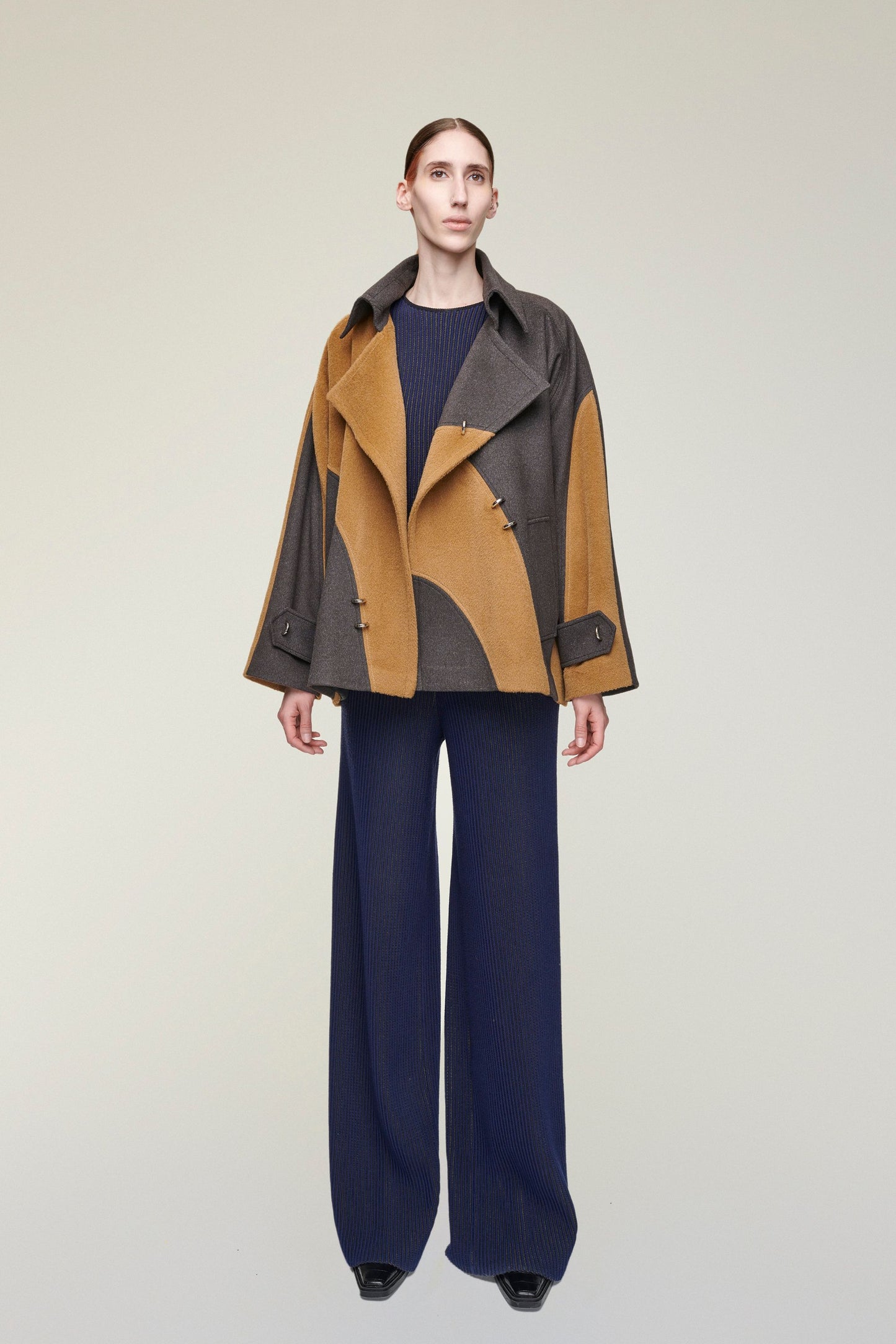 HERO PIERCED CASHMERE BLEND SHORT WOOL COAT