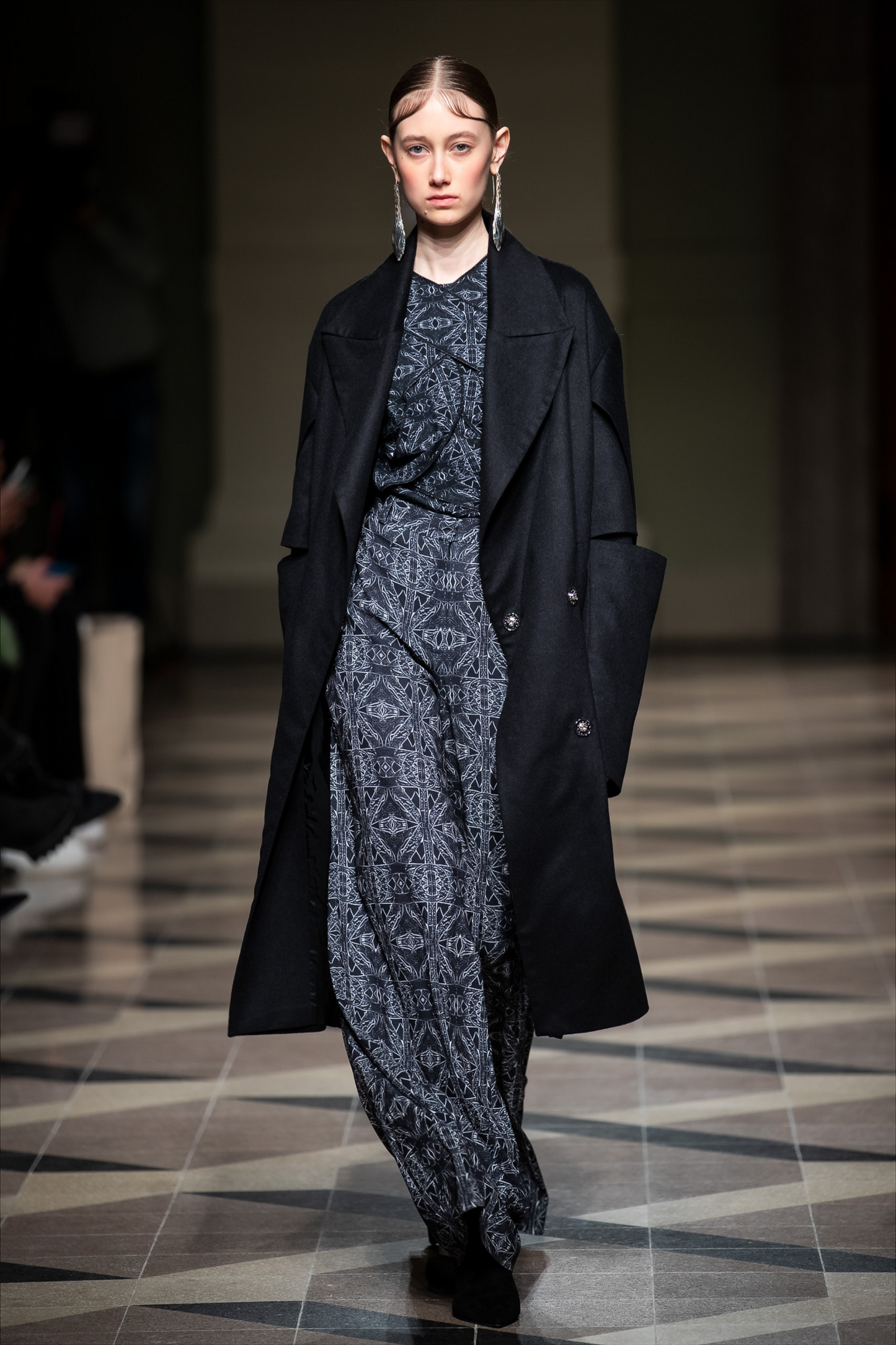 ICON SIGNATURE LONG WOOL COAT